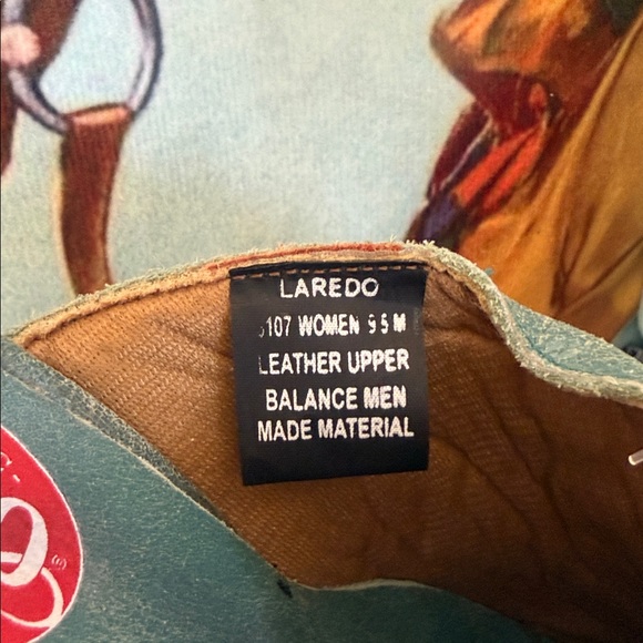 Laredo Women's Embroidered Mules - Teal and Black
Blameless
9.5 - Picture 5 of 9